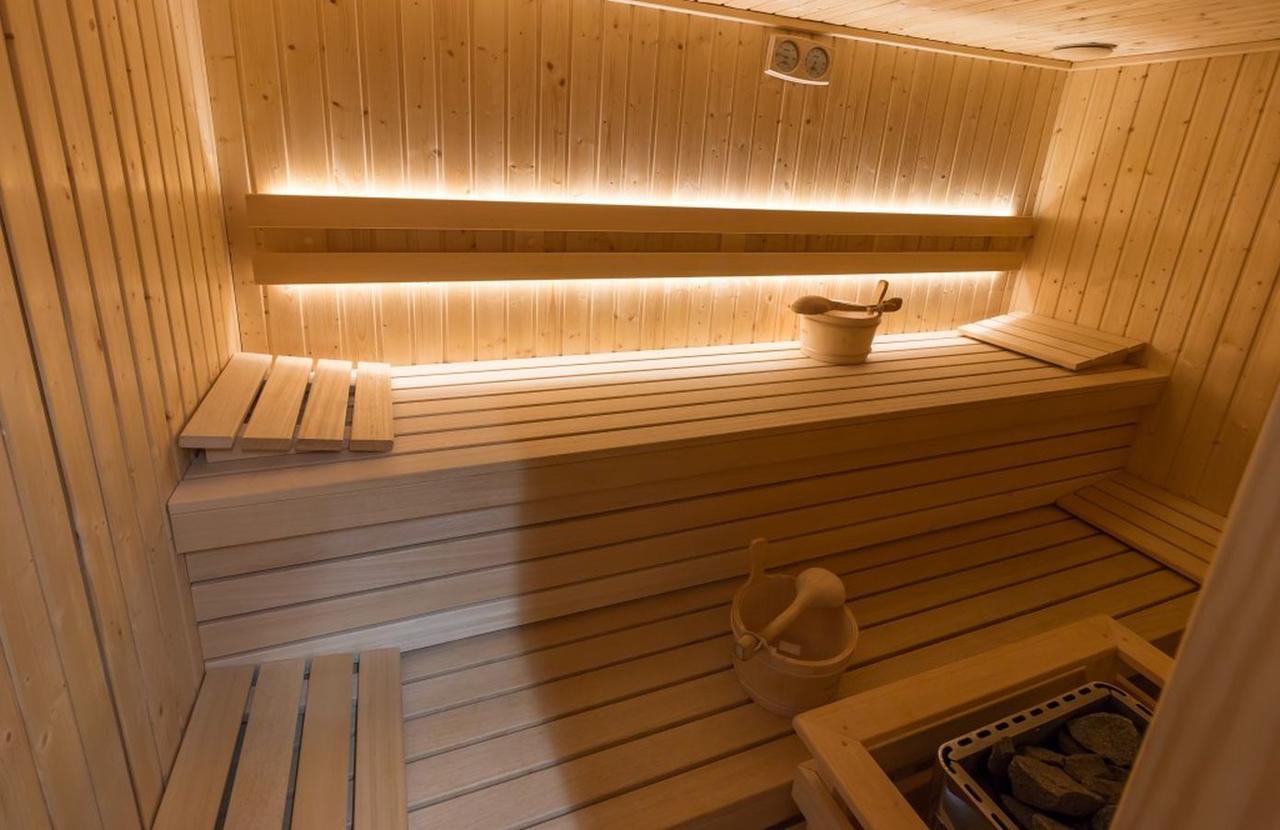 B&B Sport Rooms Warsawa Bagian luar foto
